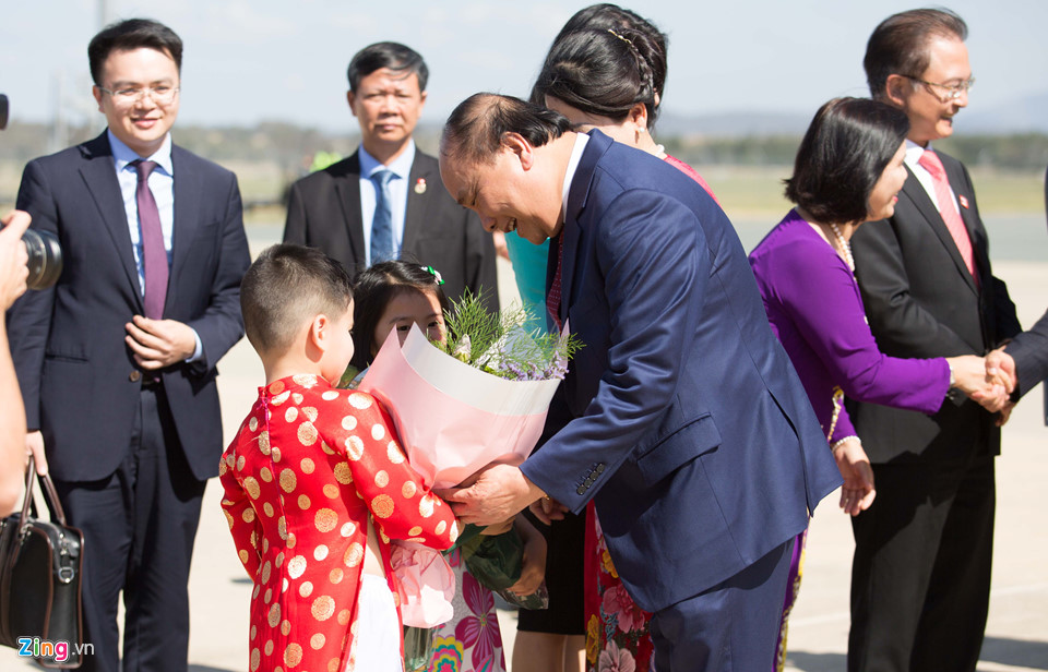 Thủ tướng tới Canberra, chính thức thăm Australia